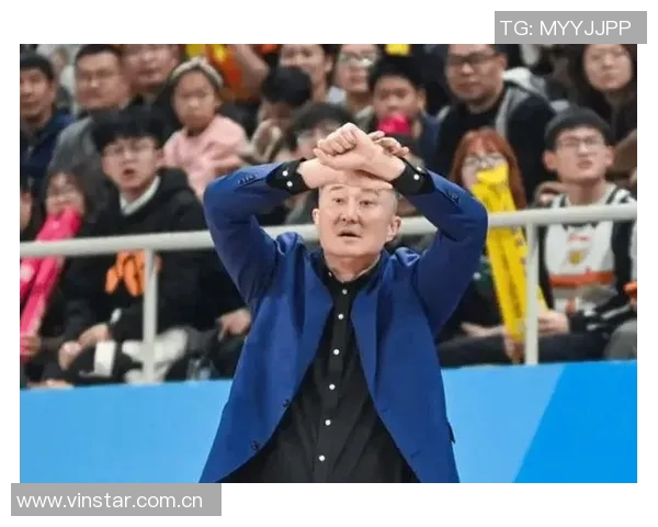 前男篮主帅杜锋将担任解说员解读中国男篮与韩国男篮的精彩对决